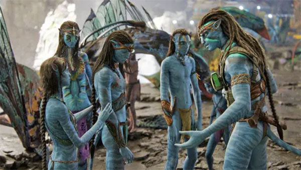 TitanicMinute's tweet photo. You're not imagining things - we're back in your feed with NEW James Cameron/Avatar 2 content!
.
https://t.co/DomKbRFe87 https://t.co/uA7MtJTkiE