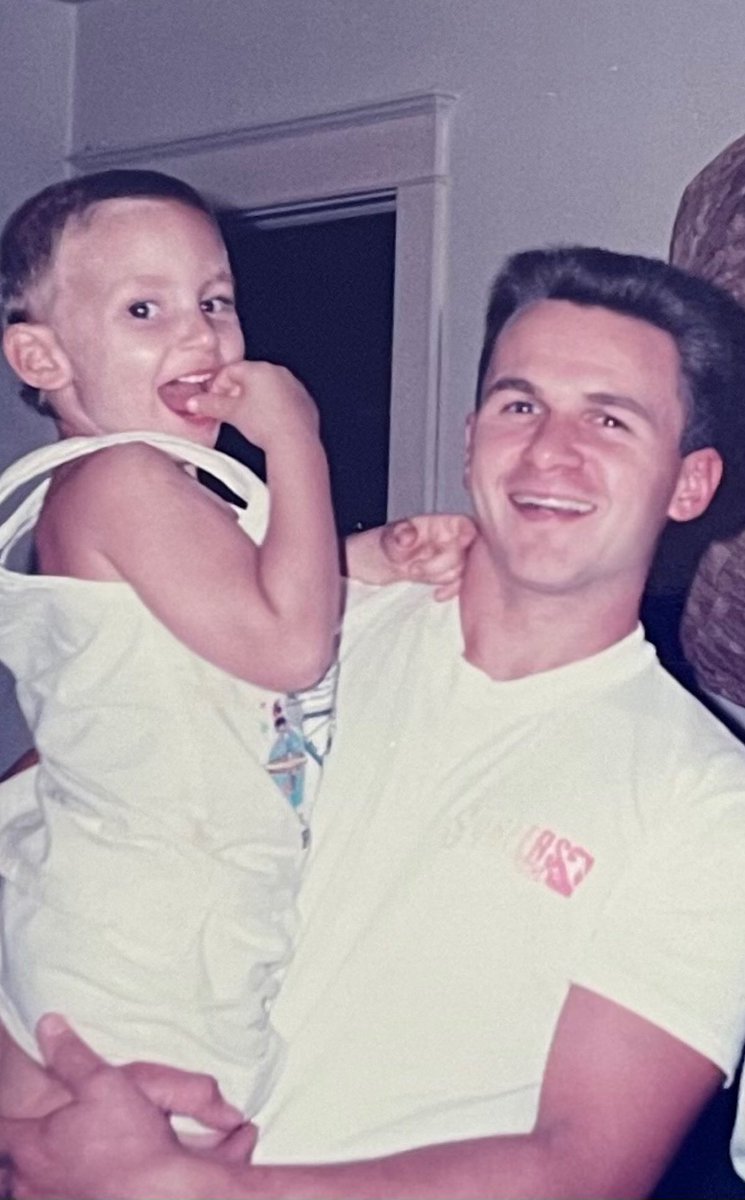 AnthonyMKreis's tweet photo. I was just the cutest. https://t.co/ZBYdrKTOzX