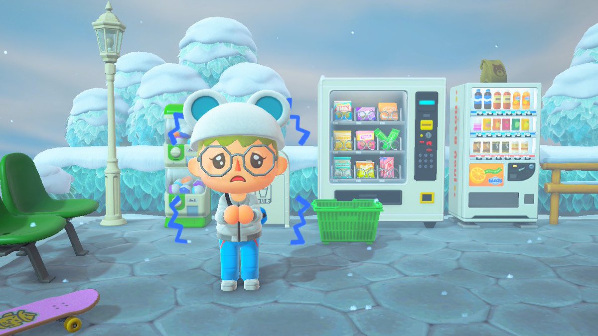 MarimoIsland's tweet photo. Can’t escape the snow and cold, even on my #ACNH island 🥶 https://t.co/jw1251TiUI