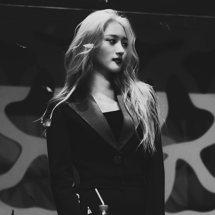 LSYPIC's tweet image. they said looks can kill and i think that’s very true