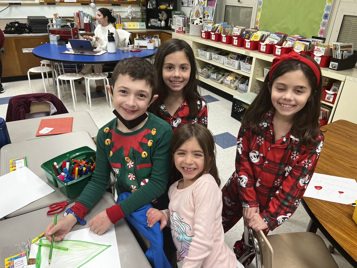 Such a fun day! Thank you to our parent volunteers for a great day ☺️ see you all in the New Year 🥳