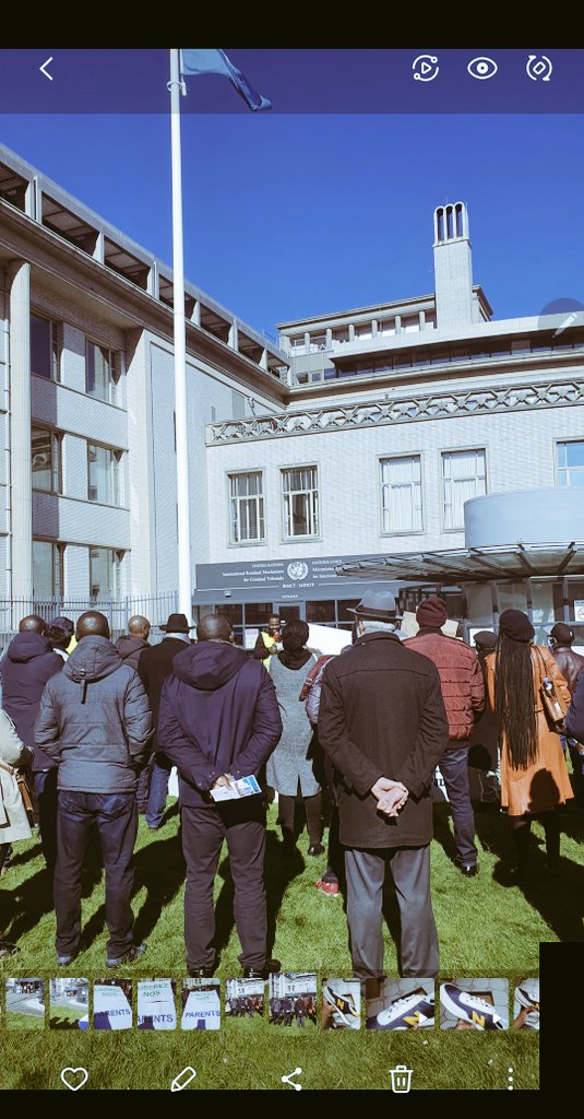 saveourparents's tweet photo. La communauté internationale les a abandonnés mais nous, leurs familles, porterons leurs voix jusqu'à ce que cette injustice prenne fin. 2/2
#Saveourparents #StopInjuste @unirmct @franceonu @hrw @CanadaUN @NLatUN @Belgiumi https://t.co/k0k6QZiJ6Q