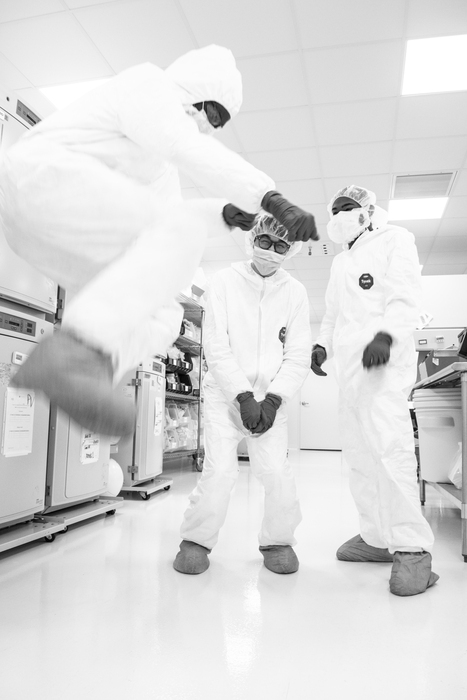 emulateinc's tweet image. NEWS: Congress has officially approved the #FDAModernizationAct 2.0, as part of a larger spending package and the bill will be sent to President Biden for signature! Allowing researchers to submit #organchip data as part of a novel drug IND submission instead of animal data.