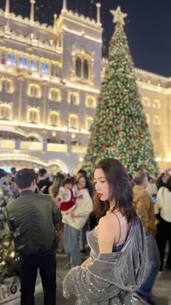 🎄🎄🎄🎄🎅🏻🎄🎄🎄🎄
            Merry Christmas！