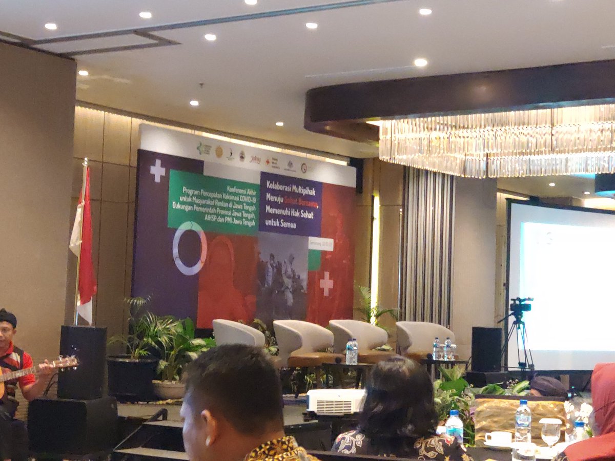 Mengikuti kegiatan <a href="/PMIJawaTengah/">PMI Jawa Tengah</a>  Konferensi Program Percepatan Vaksinasi Covid 19 untuk masyatakat rentan dijawa tengah dengan Tema "Kolaborasi Multi pihak  menuju sehat bersama memenuhi hak sehat untuk semua " <a href="/Ubaidullah_Sdq/">ubaid</a> <a href="/muzamilmahmud/">muzamil</a> <a href="/uwiewin/">win arti😊</a> <a href="/nucarelazisnu/">NU Care - LAZISNU Jawa Tengah</a>