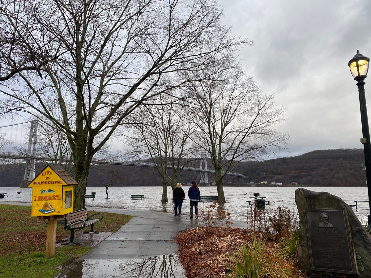 HudsonWatershed's tweet photo. Lots of flooding today, especially along the Hudson River. We were out documenting + sharing information with people in Kingston, Esopus, and Poughkeepsie. Do you have photos of flooding? Submit to https://t.co/uV3U1WsPT9 to help plan for future floods. https://t.co/NO2I3Erlbi