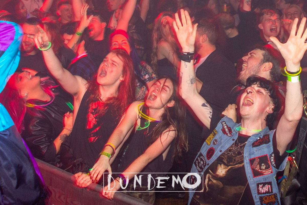 Dundemoevents's tweet photo. ONLY IN DUNDEE, NEW YEARS EVE
8 Days Remaining, tkts in bio
Dundee's biggest alternative night takes over the most unique late night venue in the city for New Years Eve. Bring the bells with Dundemo, Scotland's biggest dedicated Emo / Pop Punk club night #Dundee #dundemo https://t.co/lYUDvrFJpG