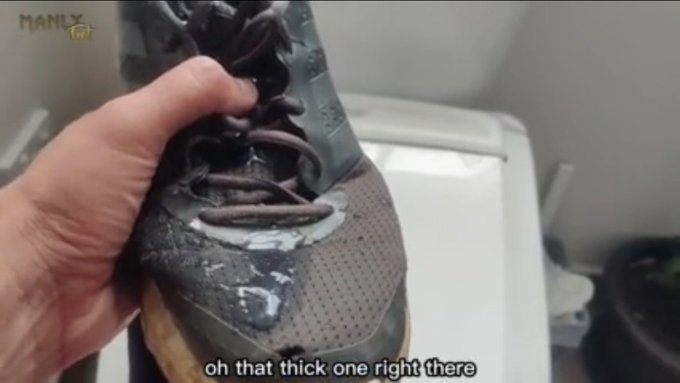 2 pic. Is cumming in sneakers still a thing?

#cum #masturbate #gaysneakers #gayfootwear

https://t.co/Qk3PpaeDbU