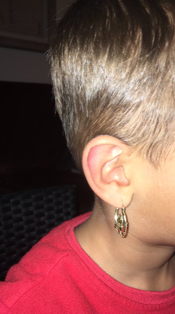 #urk ik hoop niet dat een kotter in een oorbel de herinnering blijft van de visserij van Urk