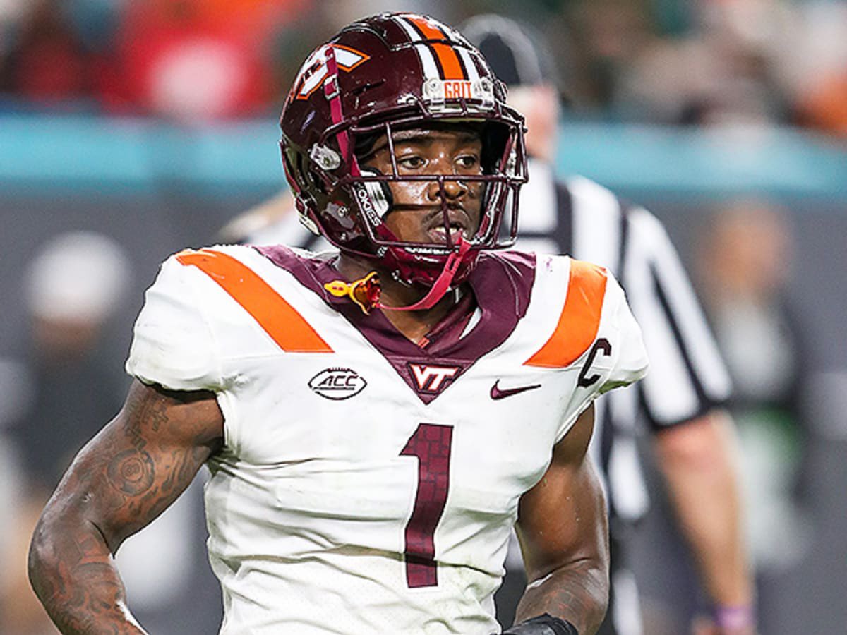 JahvonWiggins's tweet photo. Blessed to say i have received my 3rd D1 offer from Virginia Tech @CoachFerb @BigFu757 #gohokies 🦃 https://t.co/4EFvMewZlq