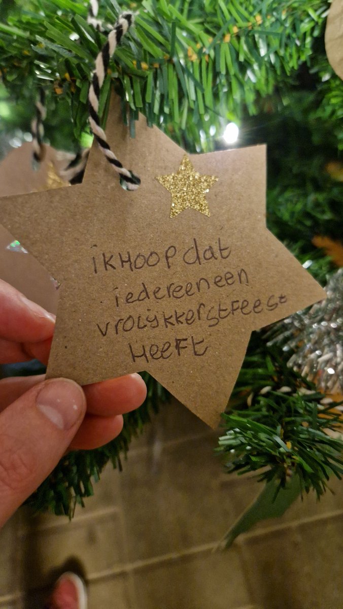ScoutingBernulp's tweet photo. Wat een heerlijke Kerstviering hadden wij vanavond! Een hele fijne vakantie en gezellige dagen! https://t.co/Be4v827wp9
