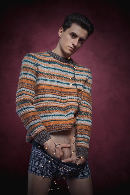 ?? MERRY CHRISTMAS! ??

Make yourself a gift - SUBSCRIBE TO MY HOT ACCOUNT FOR MORE NAUGHTY CONTENT!