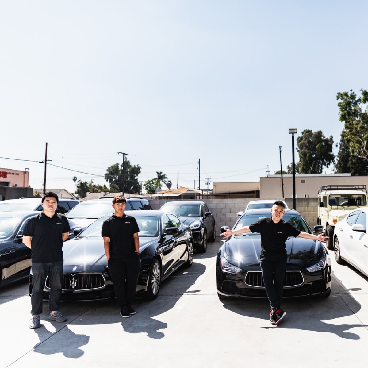 IncFastrack's tweet photo. Santa's been checking his list twice, and it turns out we've made the nice list! Thanks for trusting our helpful team at Fastrack Auto Inc to keep your car clean all year long. https://t.co/ujVFdzEiq8