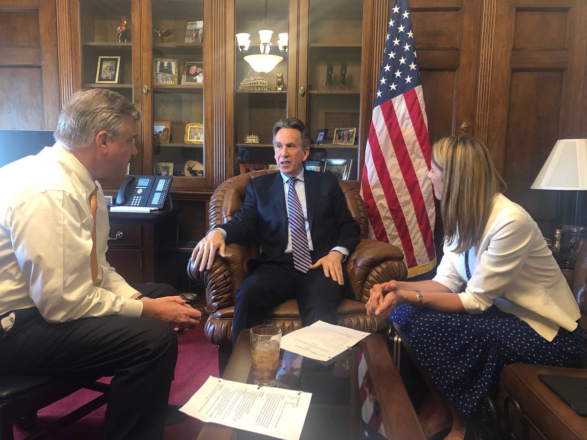 Lori Trahan tweet media