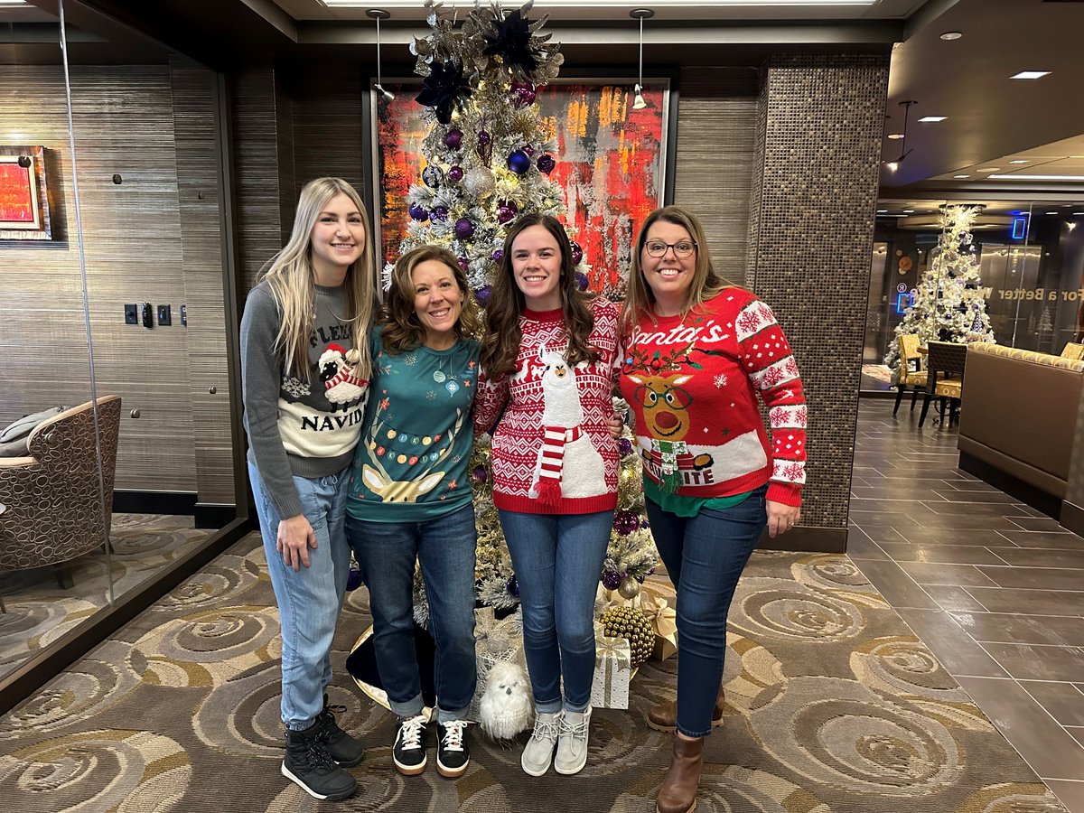 GateCityBank's tweet photo. Did someone say ugly sweaters?!ππ
π€Άπ
#GateCityBank #ForaBetterWayofLife https://t.co/Ce4puXpXyr