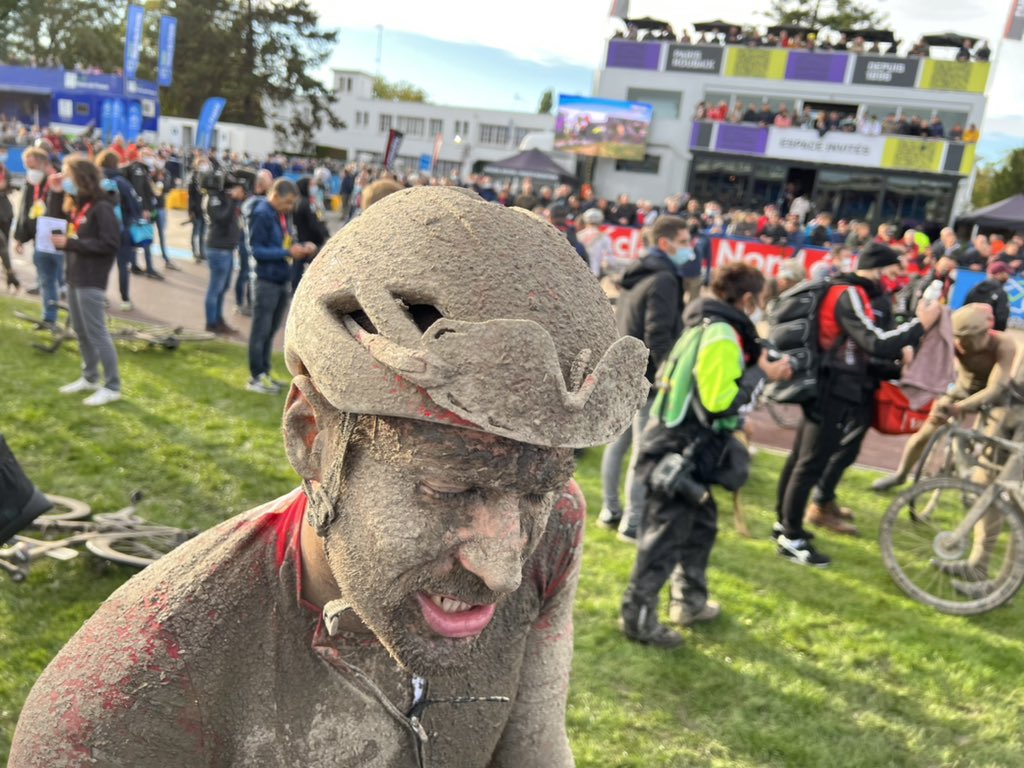 Legendary 2021 Paris-Roubaix. <a href="/jempy_drucker/">jempy drucker</a> fought all the way to Roubaix Velodrome. After extreme tough race, he was even mistakenly listed as DNFer, was corrected afterwards — 43rd, +10:52.

(📷 <a href="/DucalSports/">Grand-Ducal Cycling</a>)