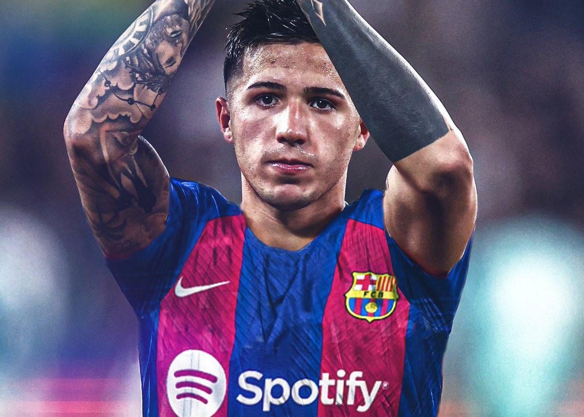 franc23fcb's tweet photo. No va a venir pero hablemos de lo bien que le queda la blaugrana a Enzito bohh https://t.co/Ef9JjHvH3i