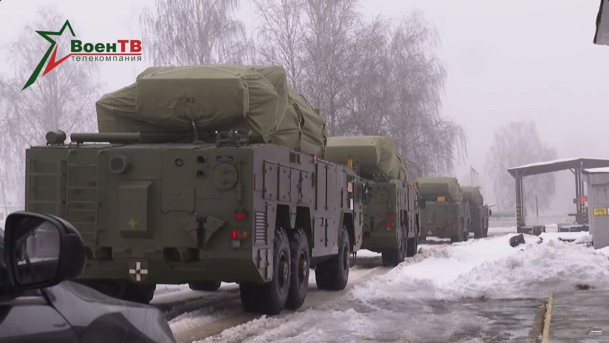 binarybrigade2's tweet photo. Russian sourced: More hardware moving into Belarussia - Belarus received four new Tor-2MK air defense systems on the MZKT-69222 chassis from Russia.
Great food for bayraktars
#russian #ukraine #UkraineRussianWar #bellarus https://t.co/E6WXThf7GS