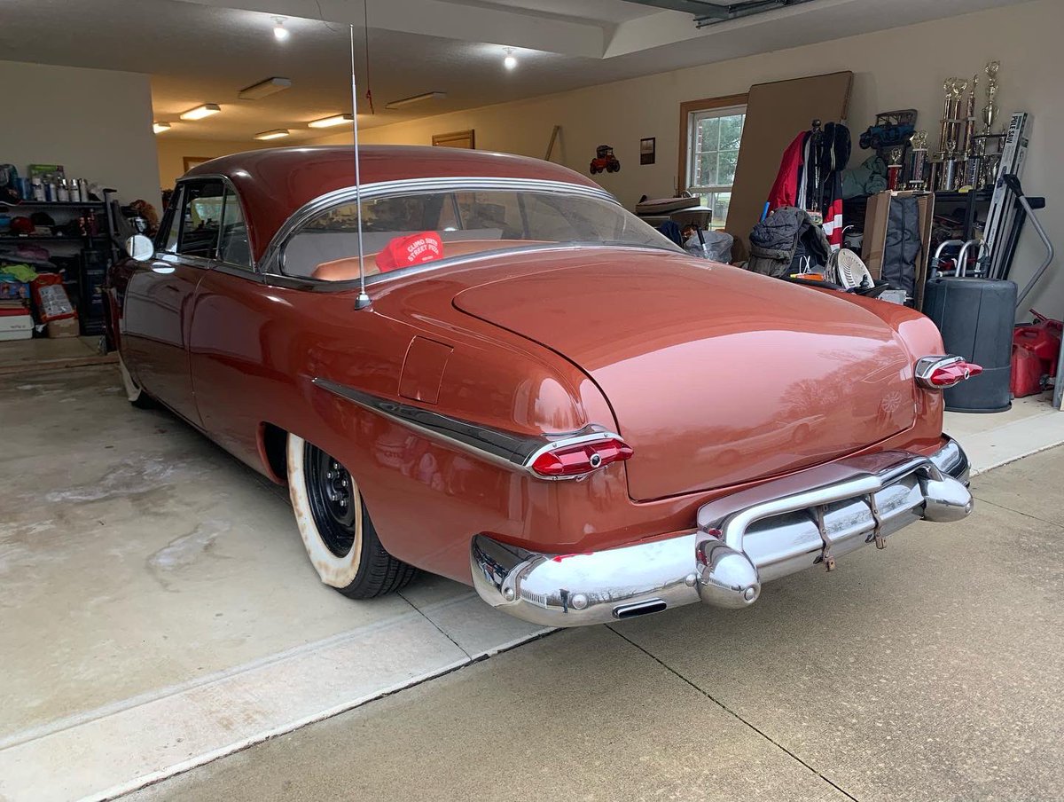 Myron Vernis tweet media