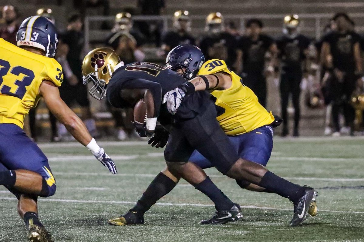 StaticQuan's tweet image. Still looking for a Big Target, Red-Zone threat? Need a game changer and a leader? Big lifter and good teammate?
DMs open and ready to transfer this spring.
2 years of eligibility left.
@TP_recruiting @One11Recruiting