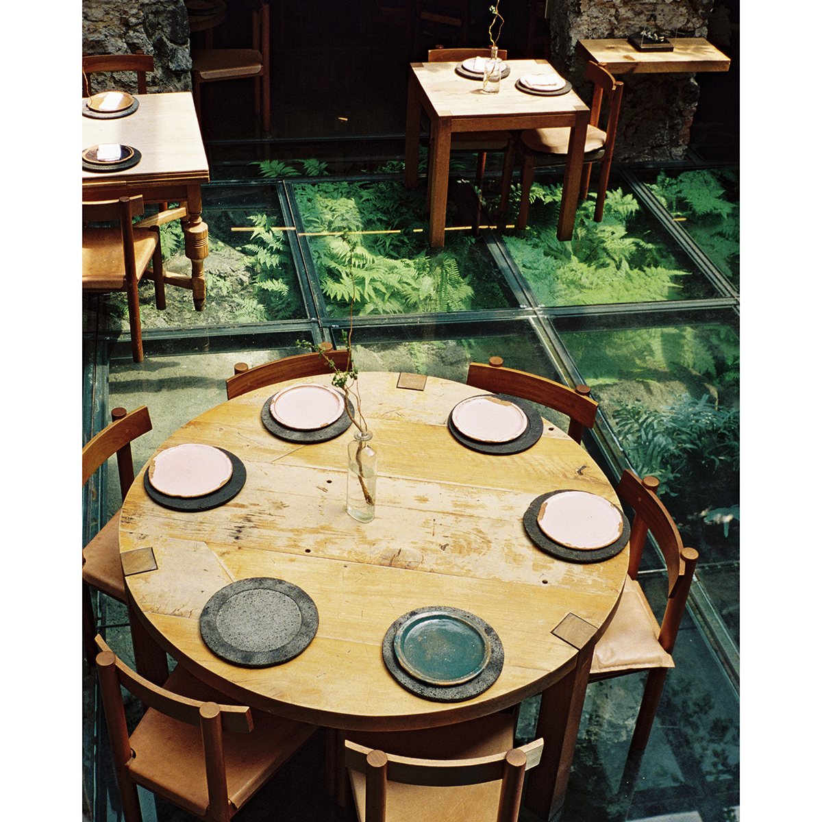 📷Hannah <a href="/h4nnahfilms/">Hannah</a> 
🎞️ #kodakprofessional 1&amp;2: #gold200 3&amp;4: #portra800

"I’m Hannah, a film photographer from Orange County, California. Recently, I traveled to Mexico City, a place with iconic artwork, beautiful architecture, friendly people, and addictive food." - Hannah