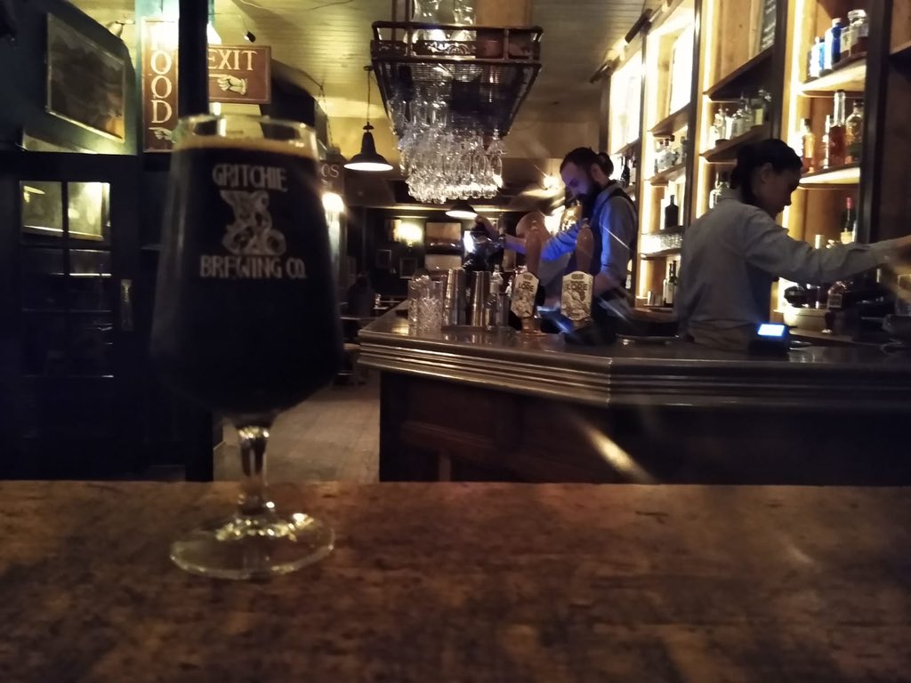 PubsSaving's tweet photo. Good beer selection @LoreoftheLandpb #pub #fitzrovia last night! Mostly Gritchie beers on. Nice cosy pub. Good to see the pub open again after two fires in June 21 (more serious) & Jan 22. #Independentpubs https://t.co/wgTftC8GnY