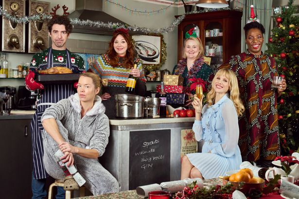 Both #Motherland and #TwoDoorsDown Christmas specials were perfection. Laugh out loud, but pulled at the heart-strings as well 🤣😢