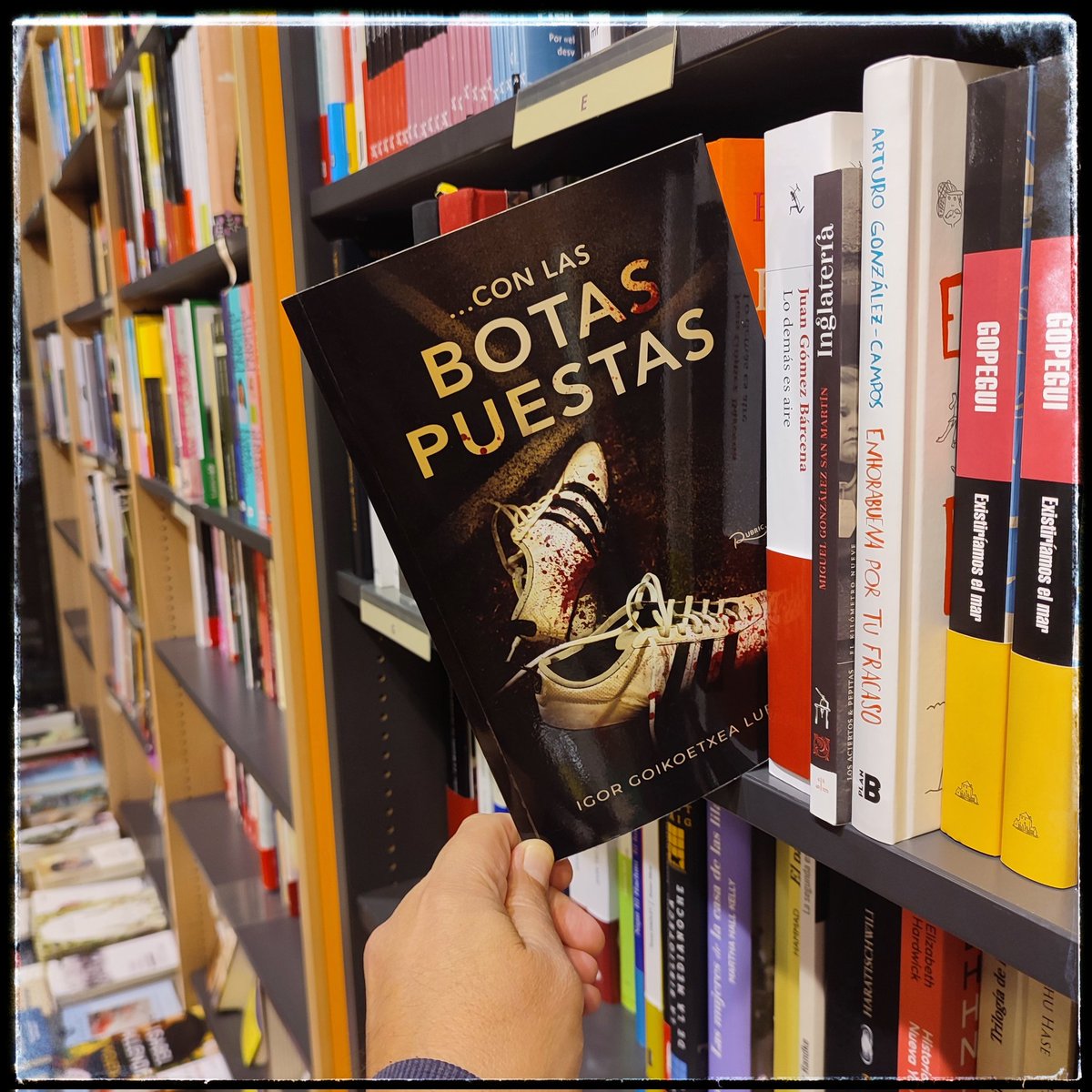 ¿Llega Olentzero, los Reyes están en camino y todavía no sabes qué regalar? No me digas más 😜😂 #PonteLasBotas  #ConLasBotasPuestas