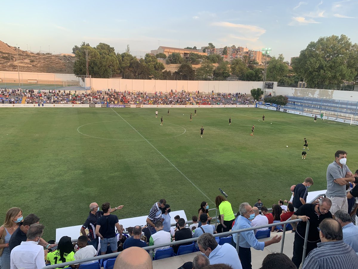 In the Copa del Rey match against Intercity, Barcelona will visit the Antonio  Solana Stadium, with 3,000 seats.