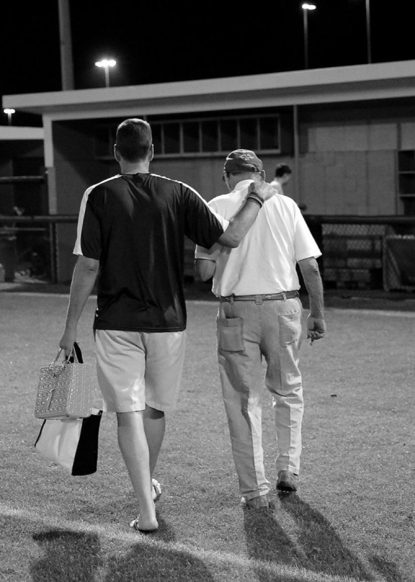 BgBadBoyz's tweet photo. This morning we lost one of the biggest Bowling Green High School supporters and donors in Harold Stahl. Stahl (who the purples baseball field is named after) was an extremely kind and genuine person. Please keep the entire Stahl family in your prayers during this holiday season. https://t.co/Wr2vrZGVTk