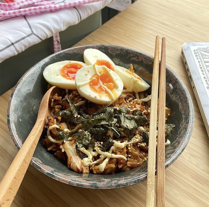 Cat Dealer on Twitter