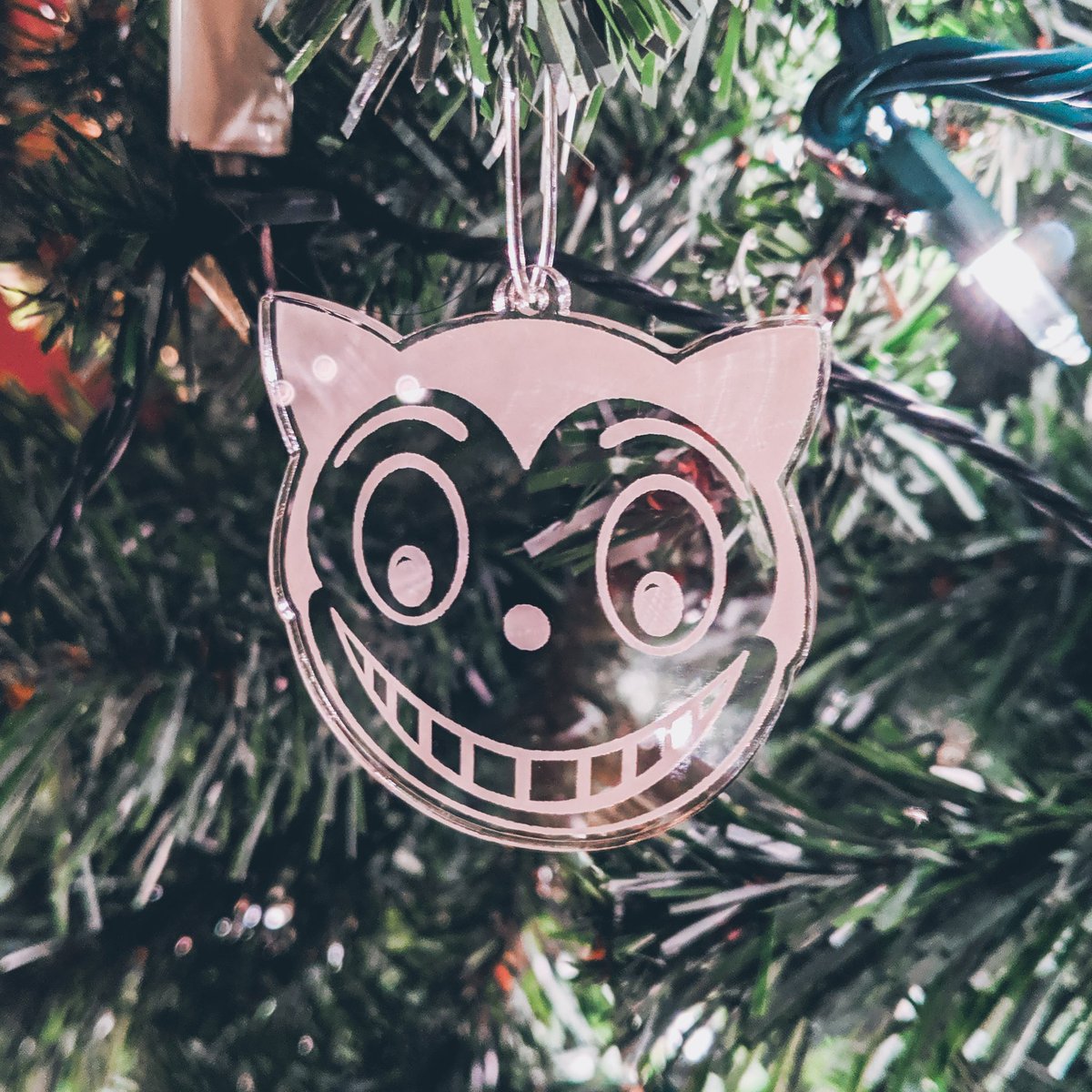 viciouspretty's tweet photo. Remember when I made Shreck holiday ornaments? Anyways Happy Batman Returns season https://t.co/NbO6SrTMJm