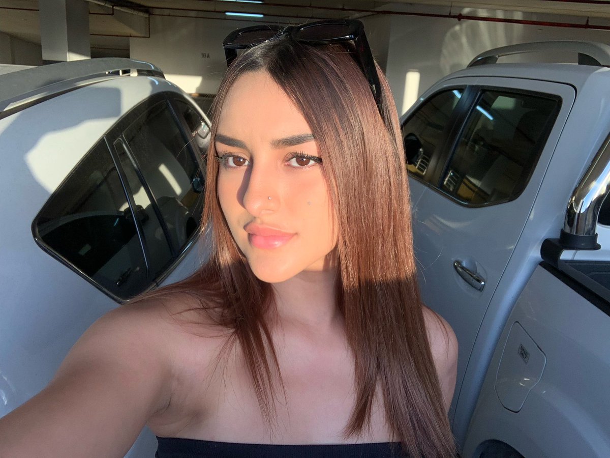 snicolleeeee's tweet photo. que lindas las fotos en el sol <3 https://t.co/HSR2Jp7D1Q