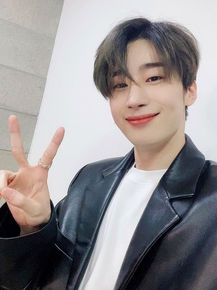 94GAS_OFFICIAL's tweet photo. Happy Birthday uri Seola @ofSeolaa  and Seungwoo @sengwooo ! 
Semoga menjadi rps yang aktif dan bahagia selalu yaa!! ♥️♥️

#HappySEOLADay 
#HAPPYSEUNGWOODAY https://t.co/B1bNFQJqPO