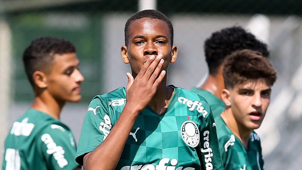 🎄Merry Christmas Eve!🎁 𝐍𝐚𝐦𝐞: エステバン ウィリアン