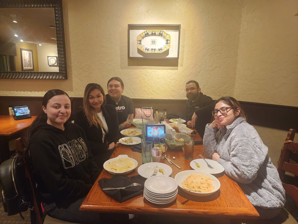 Team Meeting with Unlimited R Us. Game planning and round table discussion! We are pumped and excited to end this year with a BANG! <a href="/JamesLeeWW/">James Lee</a> @pete_villalba <a href="/_nmontalban/">Nicole Montalban</a> <a href="/Ariel_Aragon1/">Ariel Aragon</a> @miguel_ram77 <a href="/cemelton23/">Carmen Melton</a> <a href="/CoachBookt3/">Booker Perry III</a>