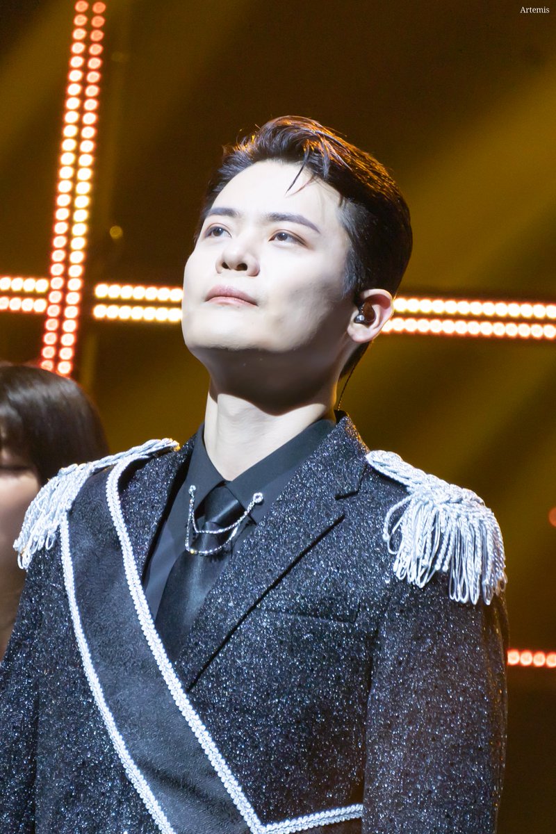 20221218 LAPOEM SYMPHONY
#유채훈

어느 분 작품이신지 거참 조각일세