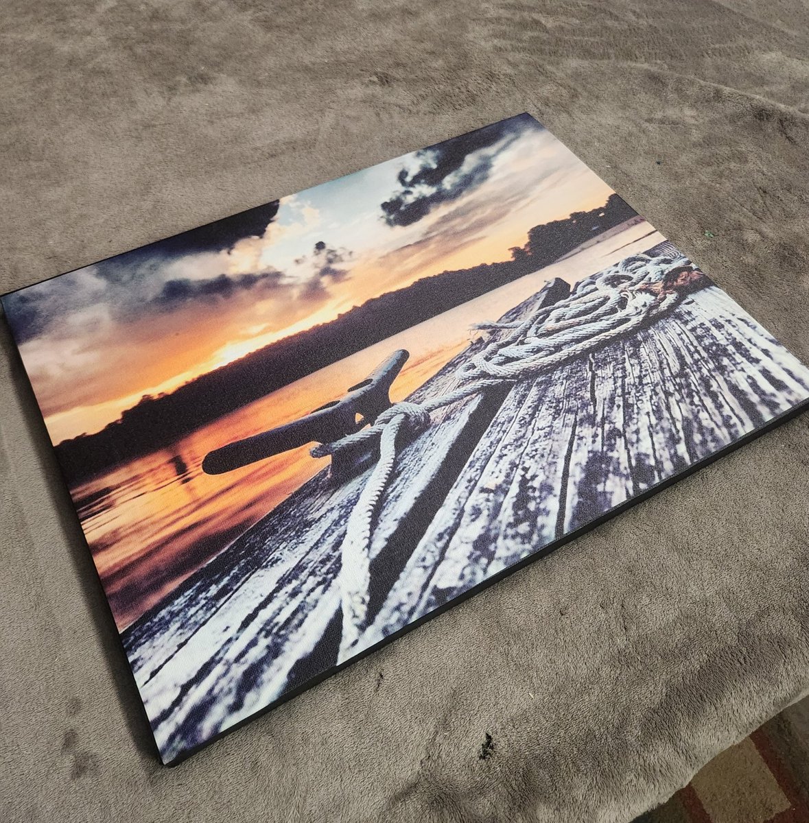 ShadesBetween's tweet photo. All of our nft's are available as a canvas! we make the whole thing in house! https://t.co/ysIHSna2C7