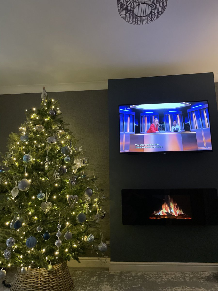 frezrosew's tweet photo. what are we thinking? @williamhanson #pickytree https://t.co/THgncjSRWq