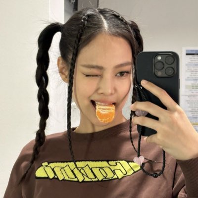 anorexiavirtual's tweet photo. o icon       //       a dona https://t.co/Jwl8NGnrjh