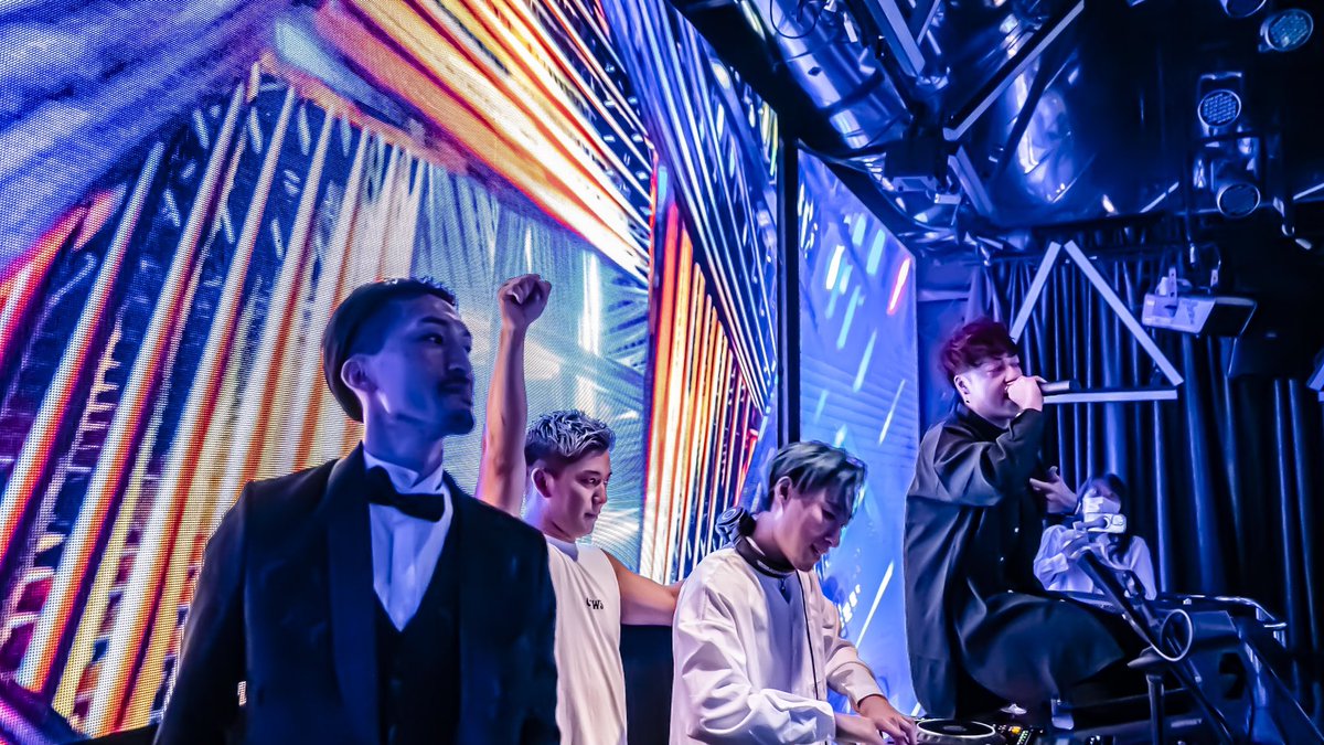 crew5_official's tweet photo. Thank you for coming HOUSE JACK in OWL OSAKA😍
#housemusic #techhouse #basshouse #futurehouse #colorhouse #twistedhouse #progressivehouse #edm #owlosaka https://t.co/nWYPRKodci