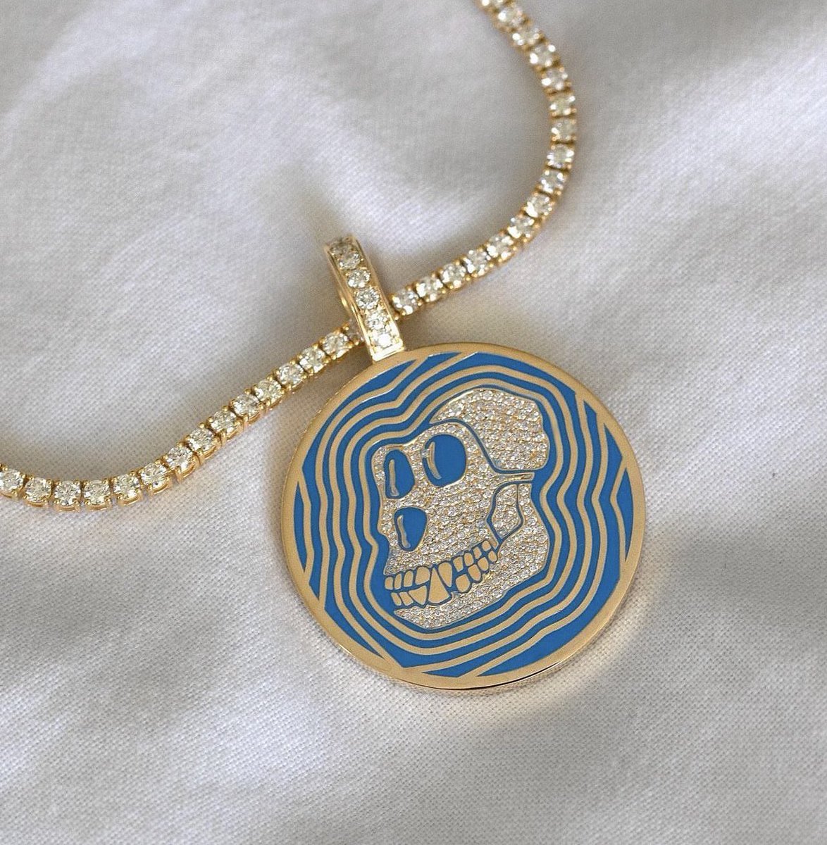 0xEthan's tweet photo. This Apecoin chain goes hard 🔥😎 https://t.co/c0lVABZIKr