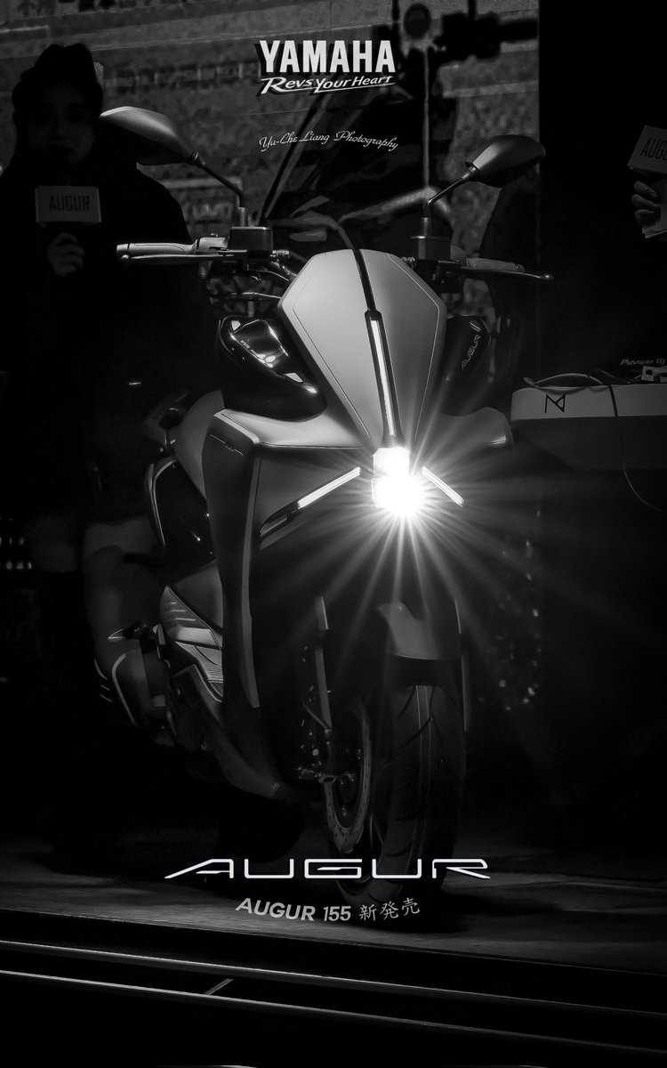 YuCheLiang's tweet photo. 12/18桃苗場AUGUR155發表會
@yamahamotortw

#AUGUR155
#YAMAHA 
#YAMAHA桃竹苗
#山葉機車 
#大桃葉
#TAIWAN
#RevsyourHeart​
#Yamaha新車誌​
#AUGUR #智帶鋒芒
#智慧科技精準連動 https://t.co/hRTIMjwVYV