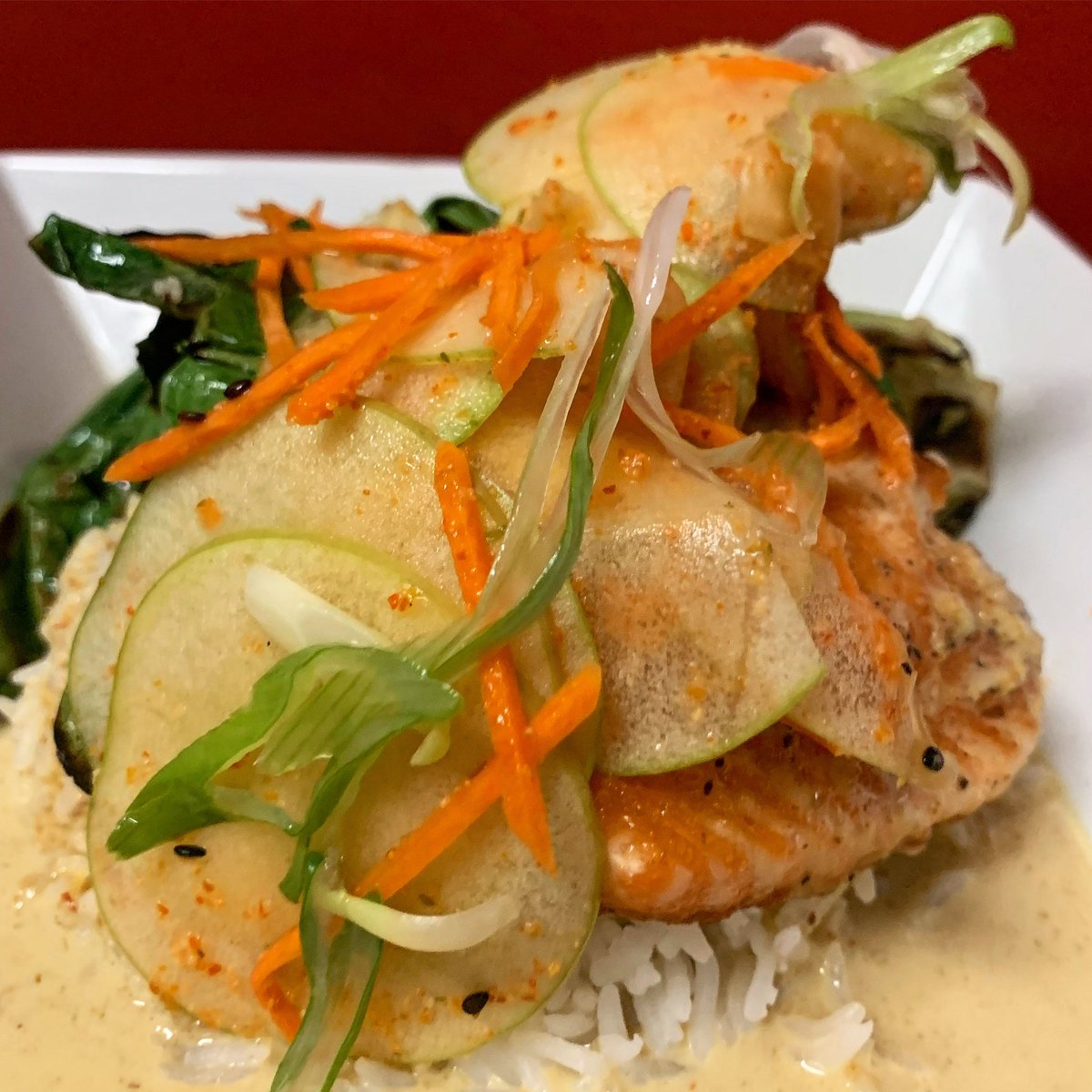 Tonight only!
Seared salmon with yellow curry, ginger apple slaw, jasmine rice and bok choy!

#TrueCooks #ChefLife #JTNY #TasteJTNY #Foodie #JamestownFoodScene #TheForteWay #FoodPorn #CHQ #BarLife #ServerLife #RestaurantLife #SearedSalmon #DinnerIsServed #BackInBusinessBaby
