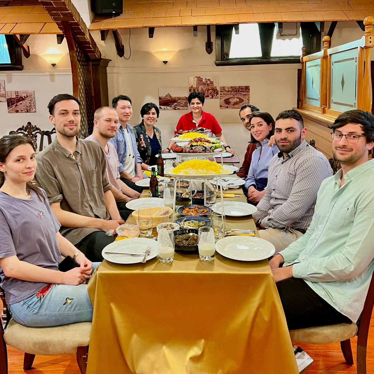 noushinnasiri's tweet photo. End of the year celebration with my brilliant team at #NanoTechLab @MQEngineering @MQSciEng @Macquarie_Uni! Sending strength, love and peace to you all and your loved ones this holiday season! 🥳🎊🎉 https://t.co/WwpAmIwv12
