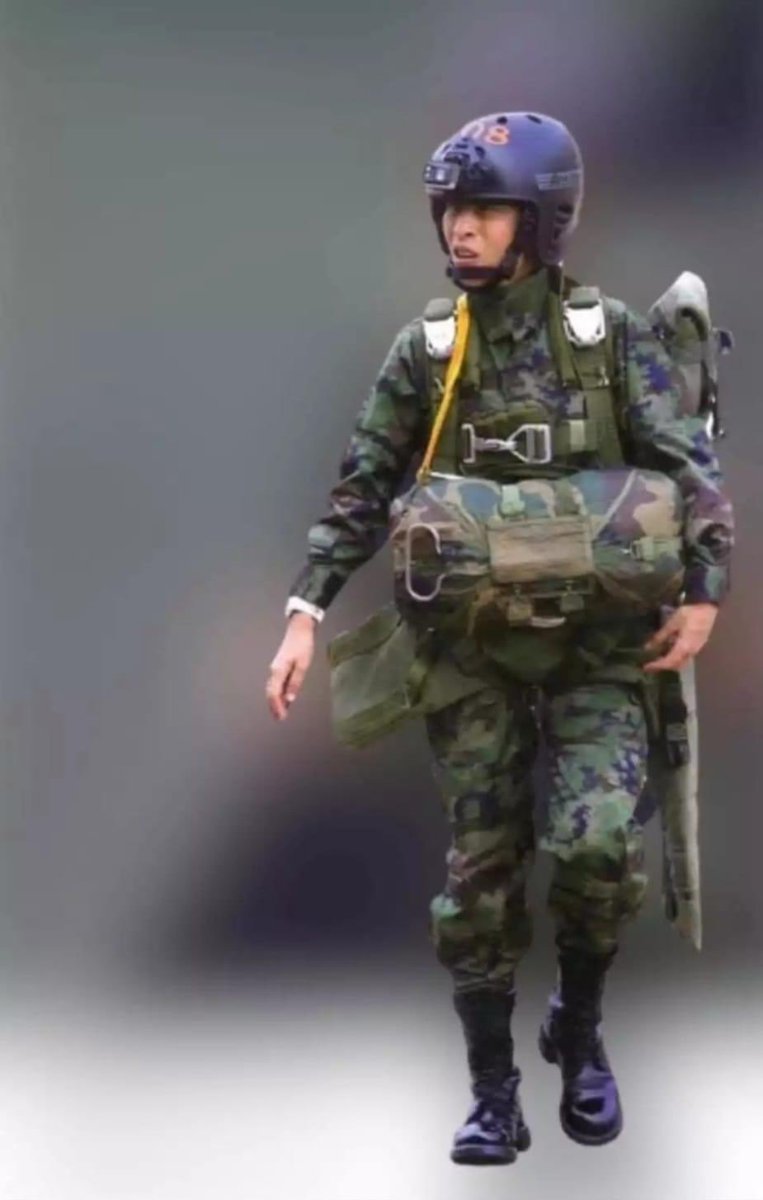 ตื่นเช้ามา.. ขอตั้งจิตอธิฐานขอถวายพระพรให้พระองค์มีสุขภาพร่างกายแข็งสมบูรณ์หายจากอาการพระประชวรเร็ววันนะคะ .. อยากเห็นพระองค์ยิ้มแล้วค่ะ .. เจ้าหญิงของคนไทย 🧡🙏