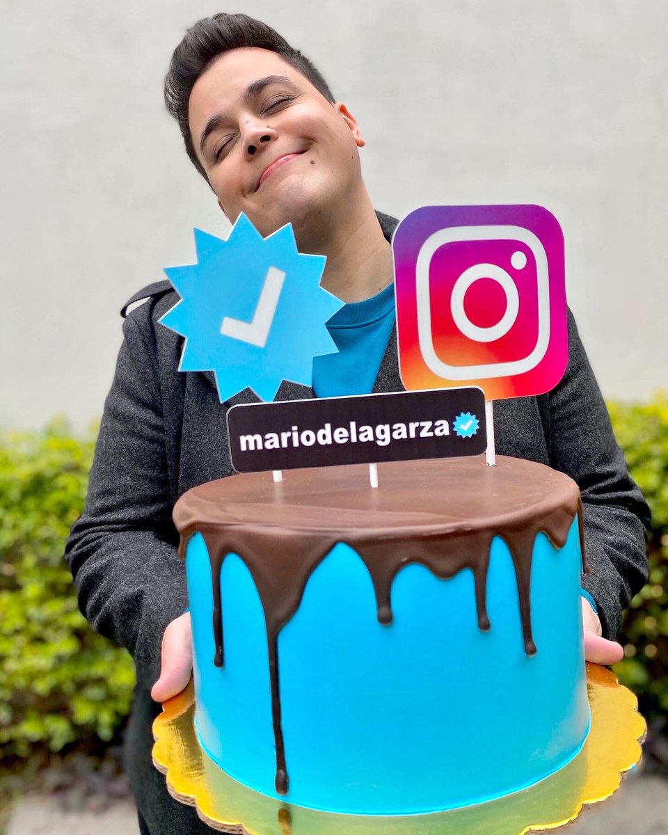 mariodelagza's tweet photo. ¡Celebrando la verificación en Instagram con este detallazo del #TeamBabyFace que siempre se lucen y me hacen sentir el más afortunado! 🥹 ¿Apoco no está increíble? 😱🎂 Gracias por todo su amor. 🫶🏻 https://t.co/ya5nABFP0m