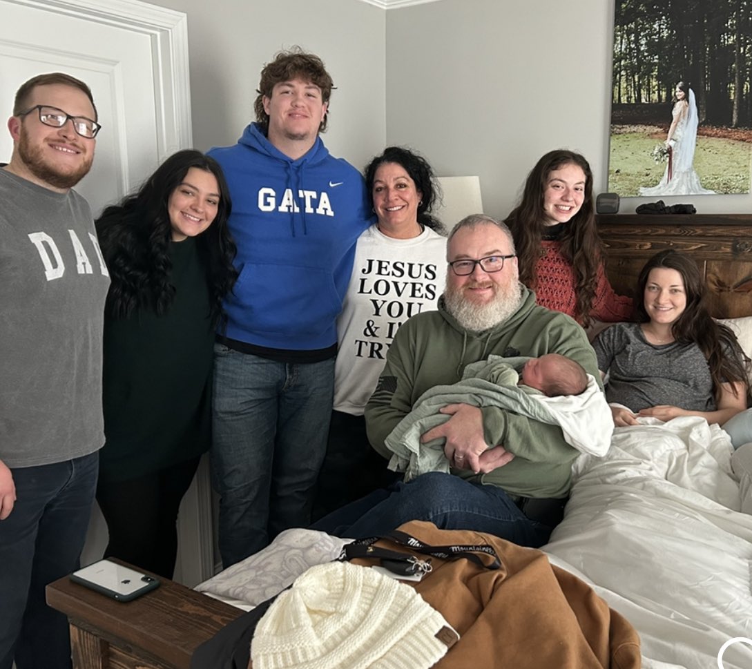 heidi_sweatt's tweet photo. Our newest member of the Sweatt Squad is here!! #FutureBlueDevil https://t.co/z6dSvSImF2