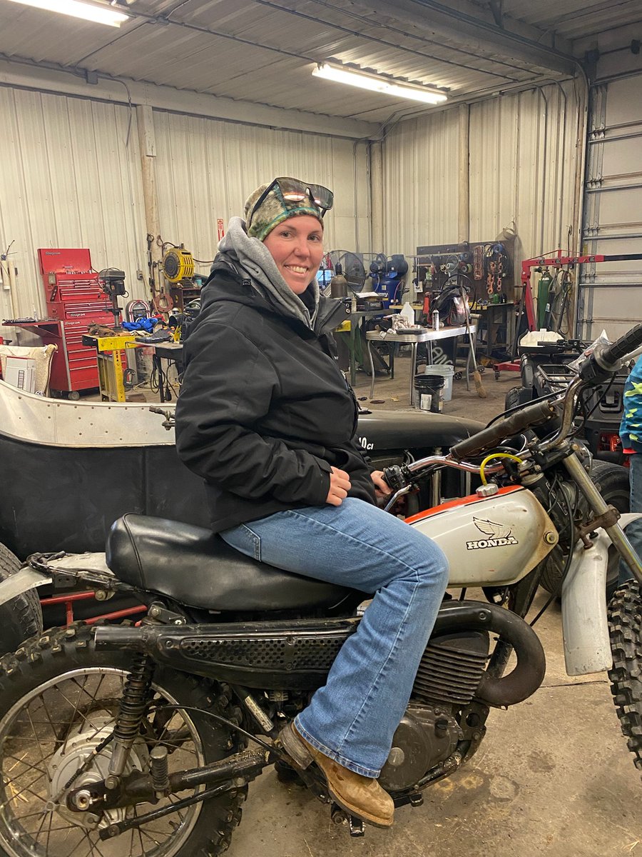 marioncofarmer's tweet photo. You may be cool but are you #cartmistress cool? Santa brought her a 1974 #250elsinore #Honda and id venture to guess @RagarBrandy is pretty happy with it. It will pair nicely with the #hodaka #superrat ive got. https://t.co/ymDLwDV1Xb