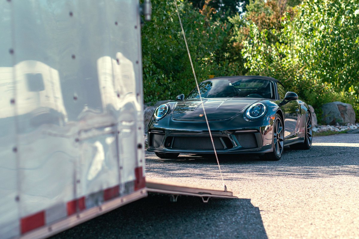 AutoNuvo's tweet photo. 🇩🇪 2019 Porsche 911 Speedster 🇩🇪
Exactly, 1,948 of these were manufactured from mid-2019 at the Porsche plant in Zuffenhausen, Germany. Our project included PPF, paint correction, ceramic coating, and vinyl stripes.

#Porsche #porsche911 #911speedster #ppf #autonuvo @Porsche https://t.co/ePMFl9YRrK